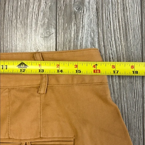 Madewell Pleated Taper Wide-Leg Pants - Picture 11 of 14